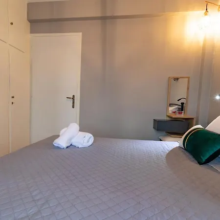 Johnny's Three Bedroom