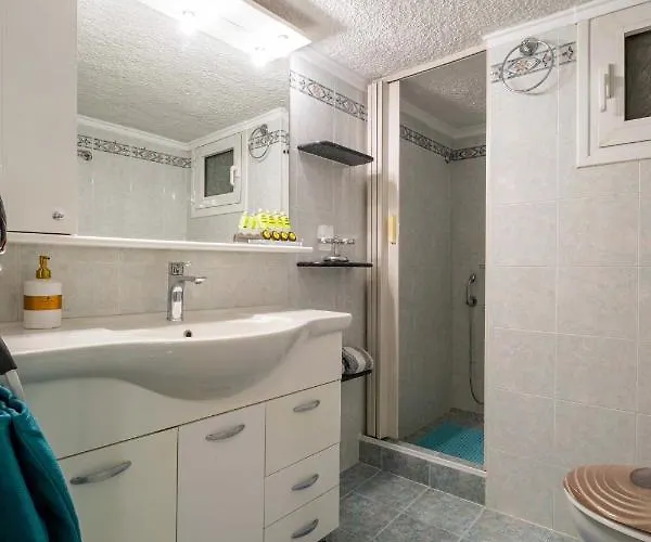 Johnny's Three Bedroom 아파트